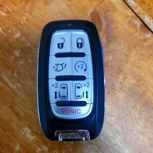 2017 - 2024 Chrysler Pacifica Voyager Smart Key 7B Fob